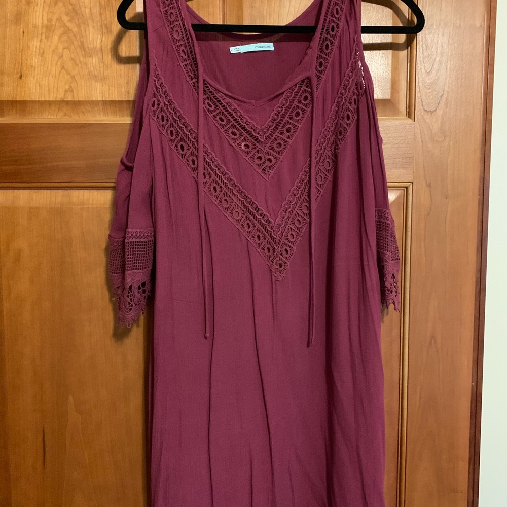Light maroon cold shoulder dress